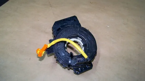 Mitsubishi Space Star II 18r oprolmechanisme image 2