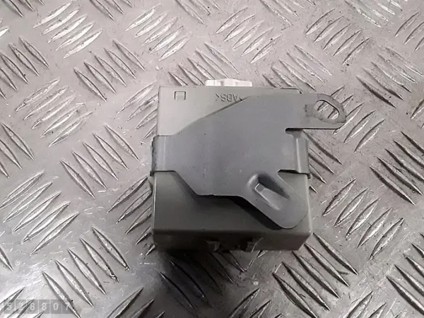 2008 Mitsubishi Outlander ECU G170100270 image 3