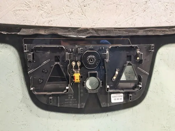 Frontscheibe OEM A4478210111 mit Kamerasensor 2022 image 7