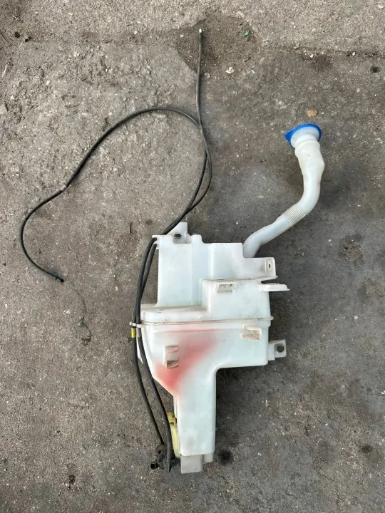 Scheibenwaschbehälter Mazda CX-3 2015-21 OEM D10E67480 image 3