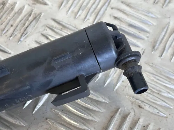 OEM 4H0955102D Taka oikea ajovalopesuri Audi A8:lle image 3