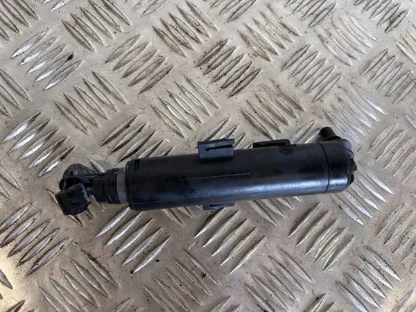 OEM 4H0955102D Taka oikea ajovalopesuri Audi A8:lle image 4