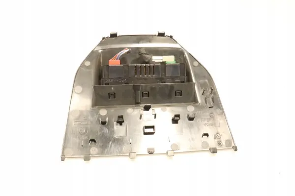 Skoda USB-pistorasia OEM 6VB857367 Fabia IV:lle image 3