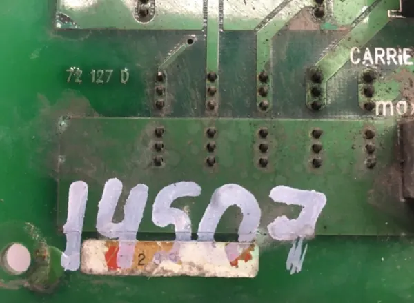 OEM 91-67000-01 Volvo Sulakkeet Piirilevy image 4