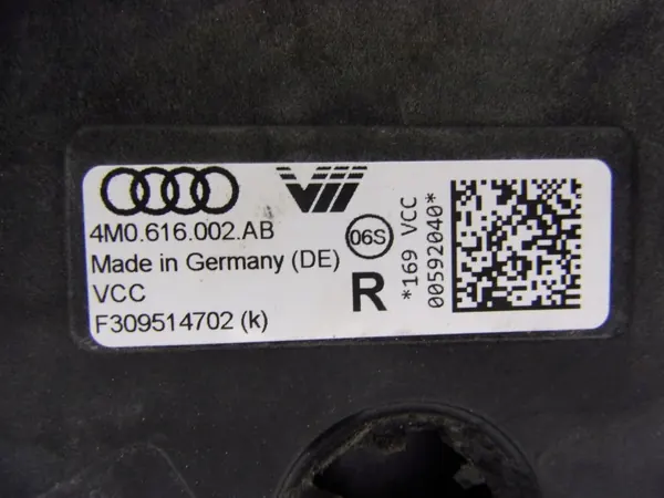 AUDI Q8 2018- Airbag Oikea Taka OEM 4M0616002AB image 6