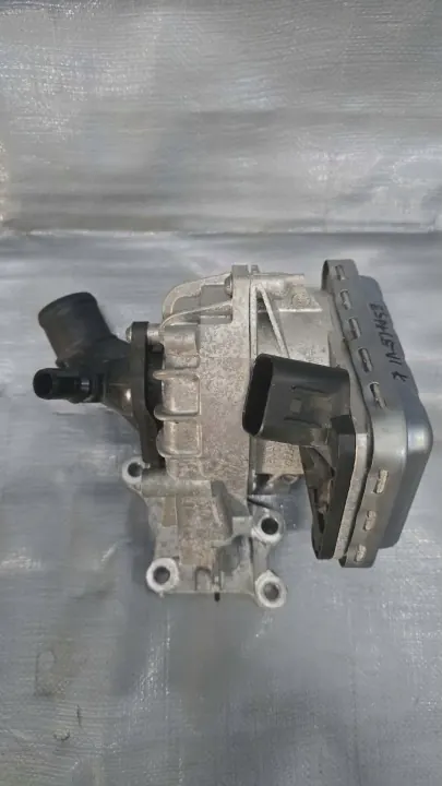 Waterpomp OEM 210100445R voor Renault Espace VI image 3