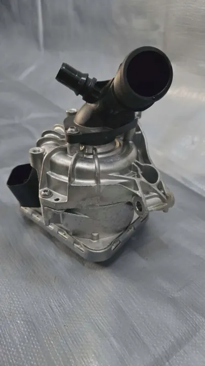 Waterpomp OEM 210100445R voor Renault Espace VI image 4