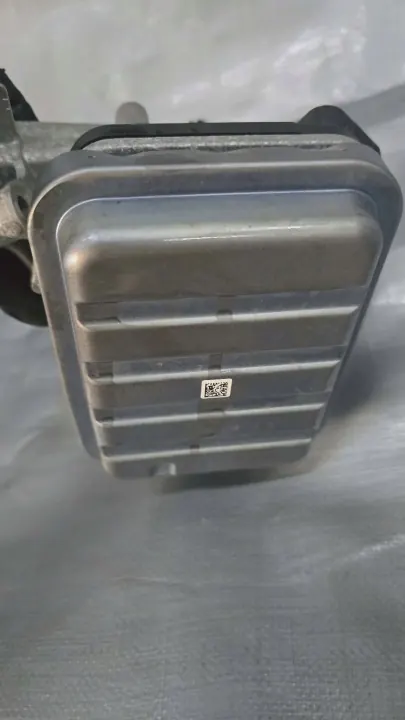 Waterpomp OEM 210100445R voor Renault Espace VI image 6