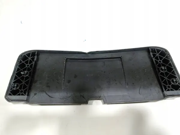 Cadre de plaque d'immatriculation arrière Porsche 992 OEM 992807801F image 6