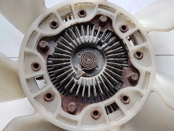 2005 Toyota Land Cruiser Wiskoza wentylatora 161030010 image 5