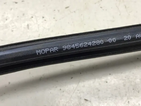 Opel Frontera etulasi tiiviste OEM 9845624280 image 5