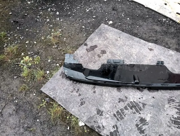 Opel Astra VI L bakstöts spoiler OEM 9842252280 image 5