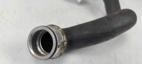 Käytetty imuputki OEM 3013356 Mercedes-Benz C160:lle image 5