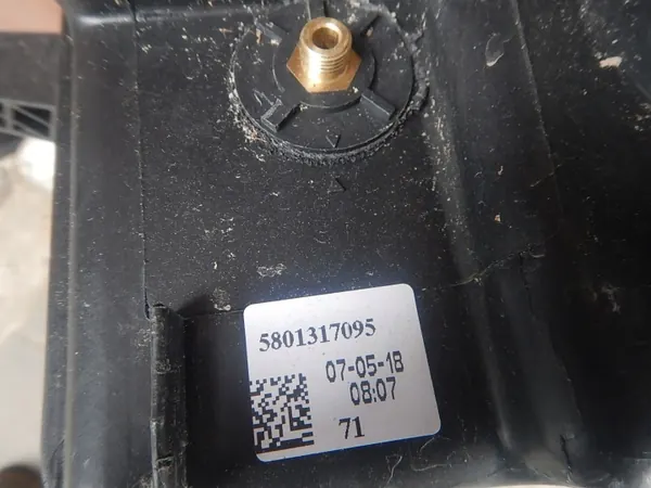 IVECO DAILY IV Luftfiltergehäuse OEM 5801353825/26 image 7