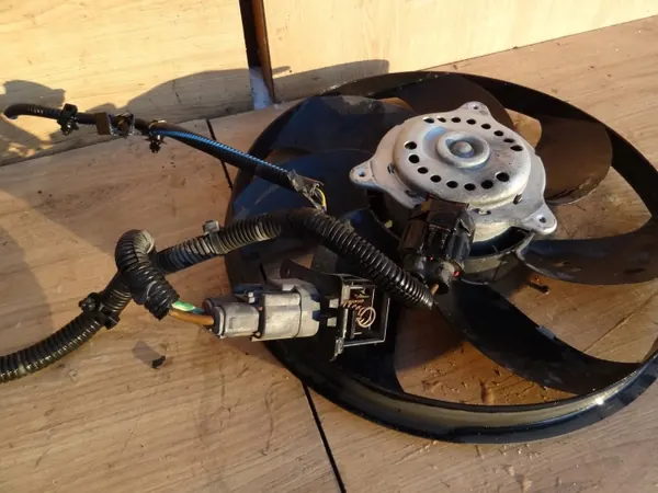 Ventilateur de radiateur Ford OE pour EcoSport 2014 1.5 TDCI image 3