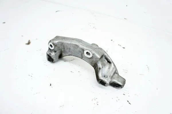 Motorsteun Volvo XC40 D3 UK426+ image 9