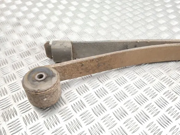 Muelle Trasero Ford Transit BK315560MG - Usado image 6