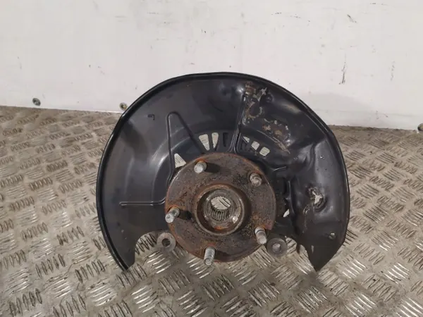 Lexus NX etupyörän navan OEM NX300HKPPRSTEBULE image 2