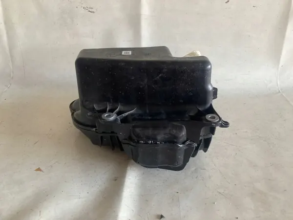 AUDI 4K C8 A6 AdBlue Pump Tank 4K0131878K image 4