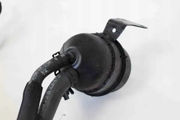 Réservoir direction assistée Audi A5 Sportback OEM 4F0422371Q image 4