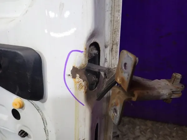 Puerta Trasera Izquierda Dacia Logan I MPV OEM Zawada-381697- image 6