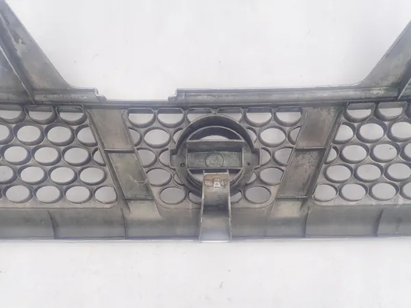 Nissan Navara D22 02-05 Grill image 8