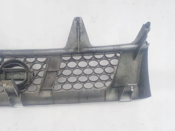 Nissan Navara D22 02-05 Grill image 9
