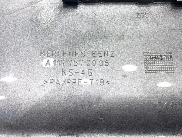 Polttoainekansi OEM A1177570006 Mercedes CLA Coupé image 4