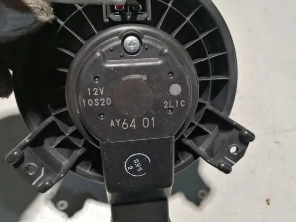 Núcleo do aquecedor OEM 97113C2000 Hyundai Sonata VII image 3