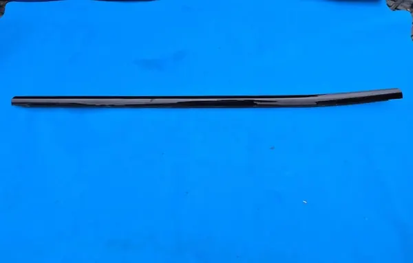 Bakruts tätning OEM QUA9067 Vänster sida BMW X5 G05 image 2
