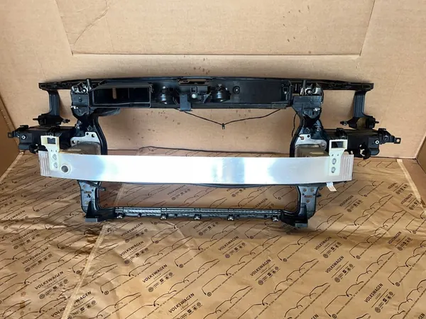 AUDI A8 D4 3.0 TDI Feixe Frontal 4H0121333D image 2