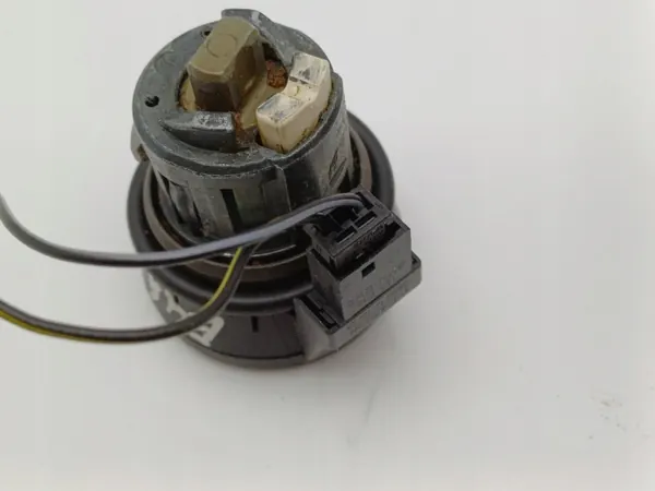 BMW E46 FL Sedan contactsleutelset OEM DRC100382 image 5