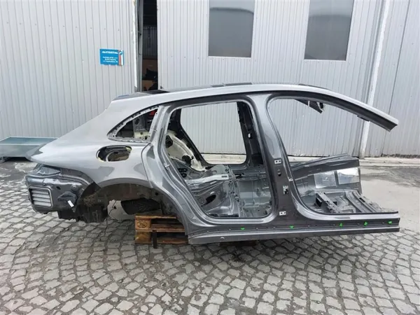 Rechter middenstijl Porsche Panamera 971 Sport Turismo image 2
