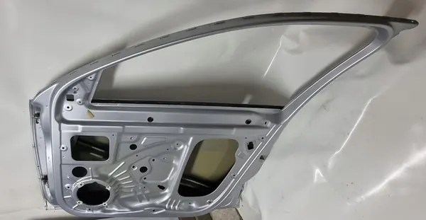 Skoda OE 5E0831312 Framdörr Höger image 2