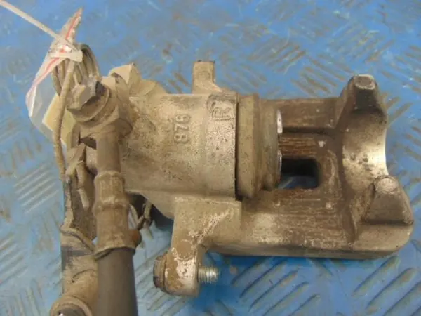 Oikea takajarrusatula Volkswagen Passat B5 Lift 1.9TDI CZH1211 image 2