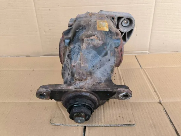 BMW X3 F25 2.0D N47T Achterdifferentieel 7592005 image 3