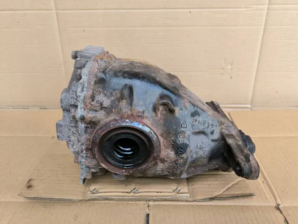 BMW X3 F25 2.0D N47T Achterdifferentieel 7592005 image 5