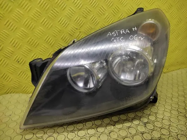 OPEL ASTRA H GTC Farol Esquerdo 24451032 image 1