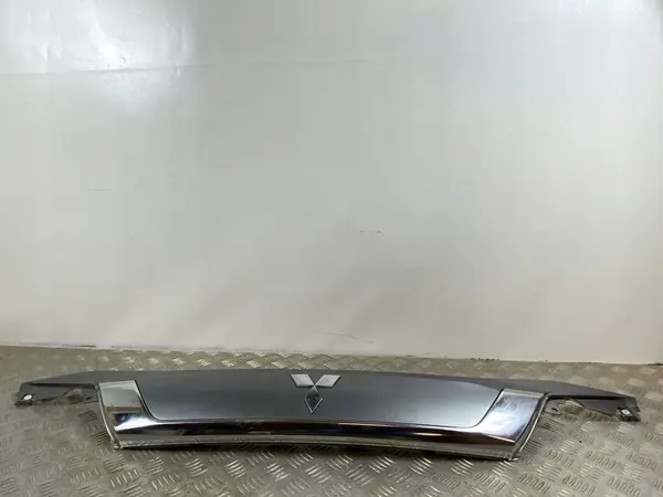 Luz de placa Mitsubishi Outlander 2019 5817A265 image 10