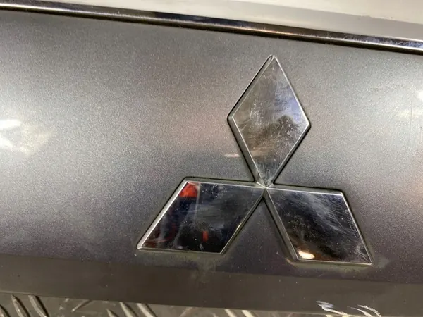 Luz de placa Mitsubishi Outlander 2019 5817A265 image 5