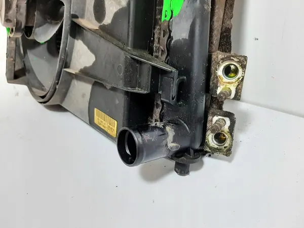 FORD FIESTA MK5/MK6 1.25 16V Radiador Ventilador Completo OEM image 5