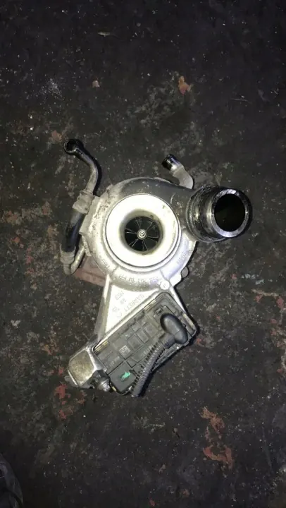 BMW OE 25820310FR Turbokompressor - Begagnad image 2