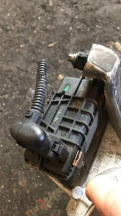 BMW OE 25820310FR Turbokompressor - Begagnad image 3