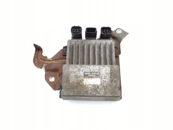Einspritzmodul Toyota Avensis T250 2006 OEM 1310001371 image 2
