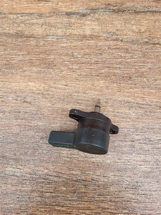 JEEP GRAND CHEROKEE WJ 99-04 2.7 CRD Kraftstoffdruckventil A6110780549 image 5