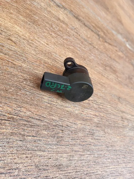 JEEP GRAND CHEROKEE WJ 99-04 2.7 CRD Kraftstoffdruckventil A6110780549 image 7