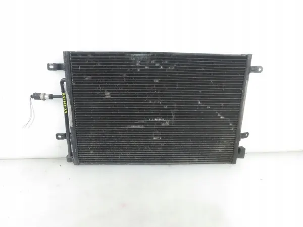 Condenseur AC d'occasion OEM 8E0260401Q Audi image 2