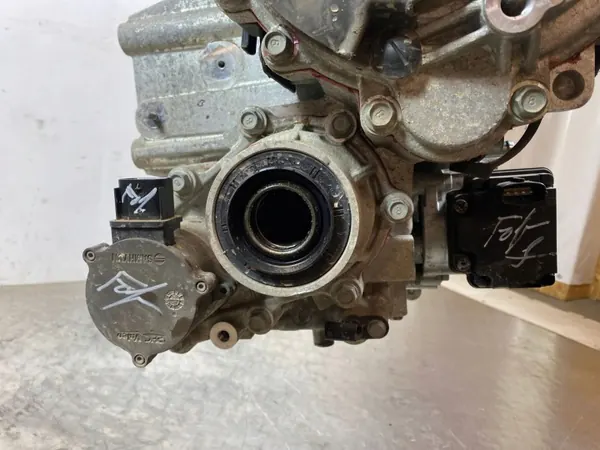 Motor elétrico Kia EV6 OEM 366011XFA0 - Usado image 9