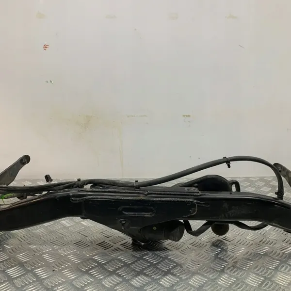 Engate Reboque VW Tiguan II OEM 5NA803881F - Usado image 5