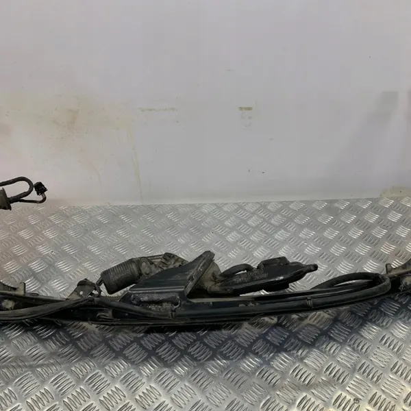 Engate Reboque VW Tiguan II OEM 5NA803881F - Usado image 7